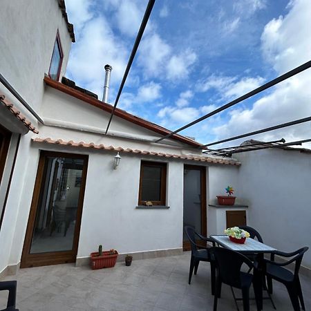 A Un Passo Dagli Dei Bed & Breakfast Pimonte Luaran gambar
